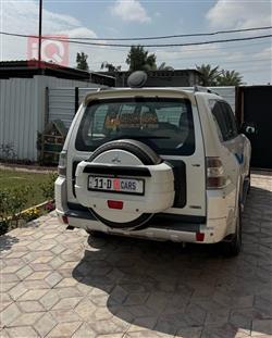 ميتسوبيشي باجيرو